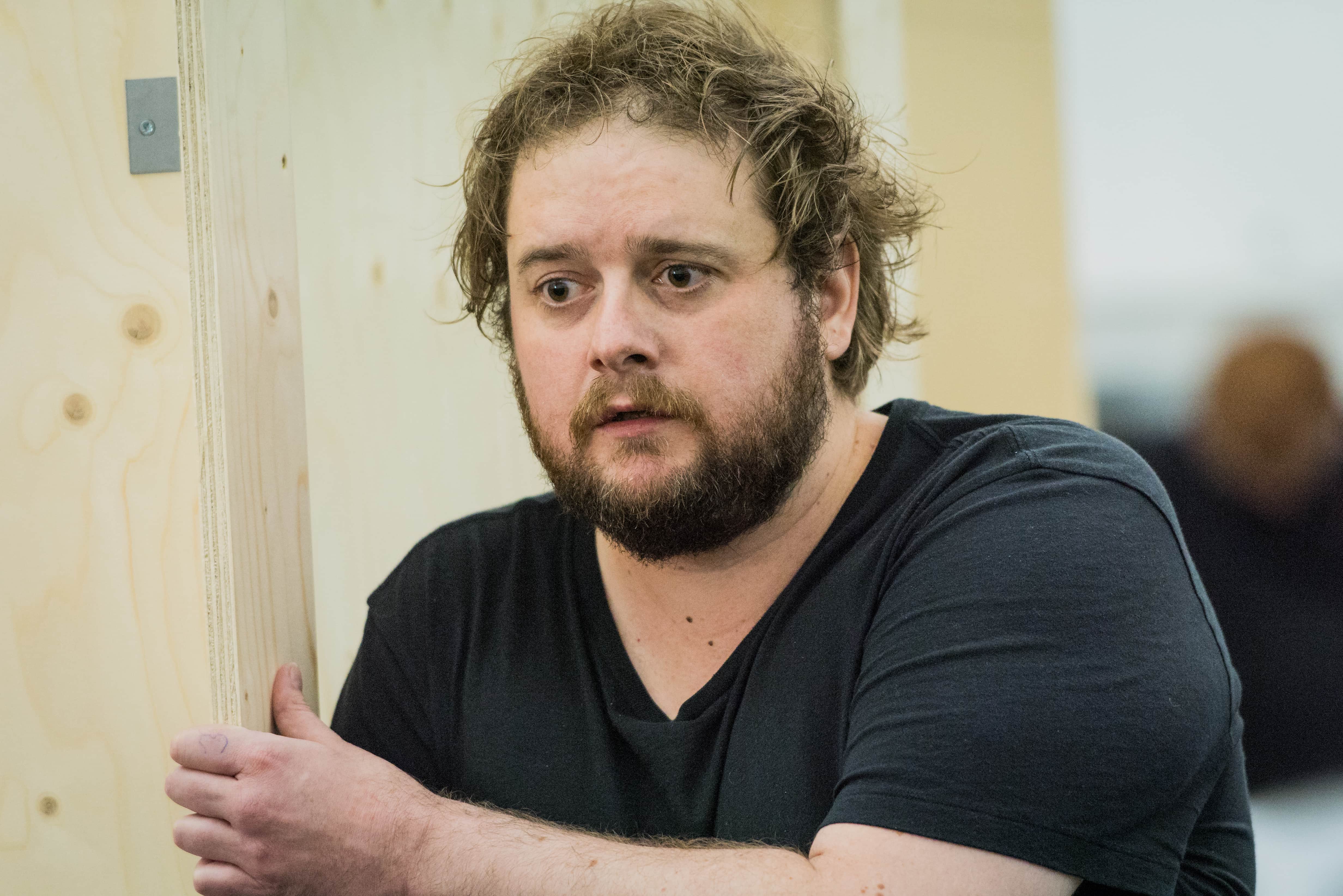 Image of Don Ottavio (Allan Clayton) in rehearsal